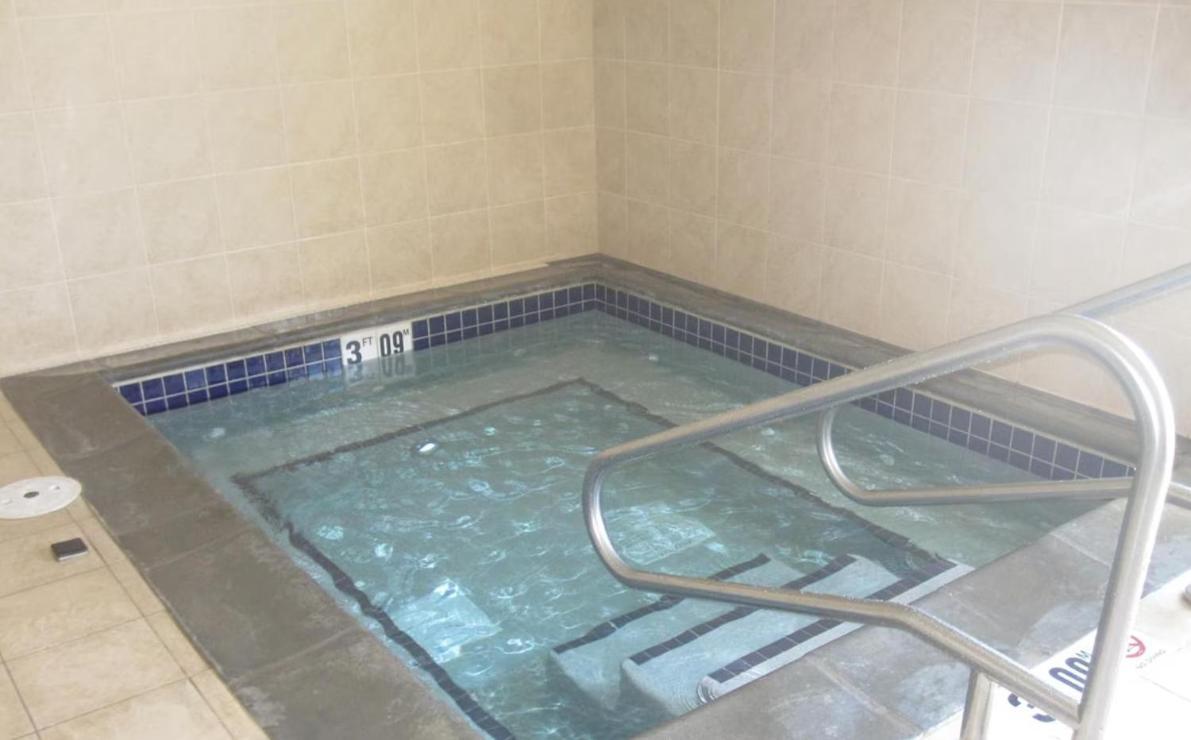 Astoria Hotel & Suites - غلينديف المظهر الخارجي الصورة