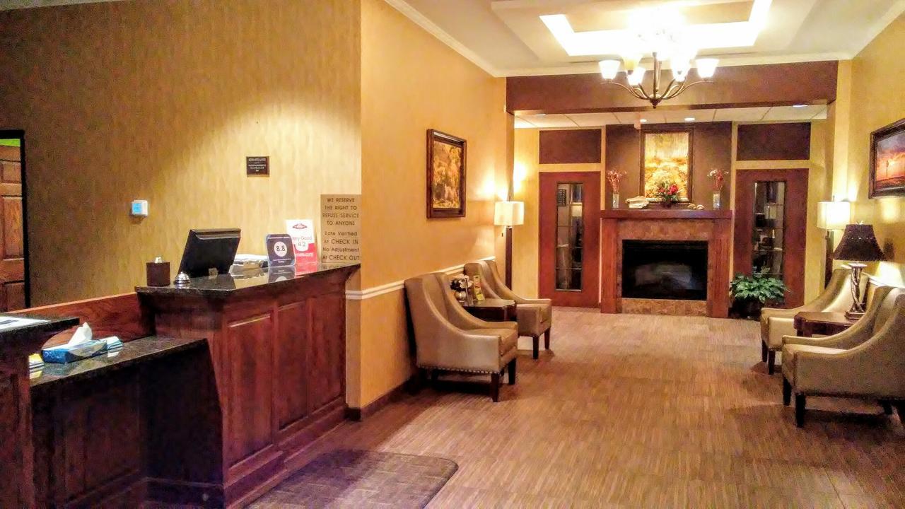 Astoria Hotel & Suites - غلينديف المظهر الخارجي الصورة